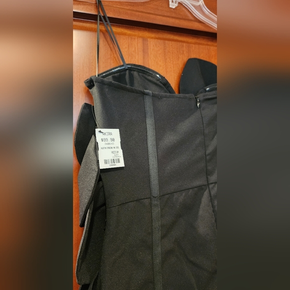 NWT Akira VALENTINA DIMENSIONAL MIDI DRESS IN BLACK, Black, Sz. M - Picture 11 of 14